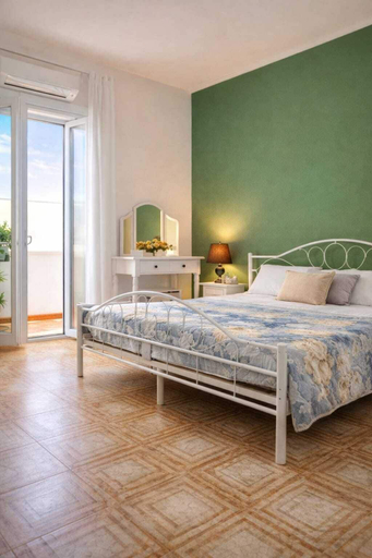 Room 2, Equinox house, Lecce