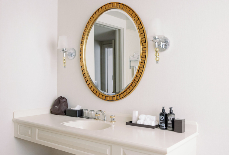 Bathroom 4, Hotel Du Pont, New Castle
