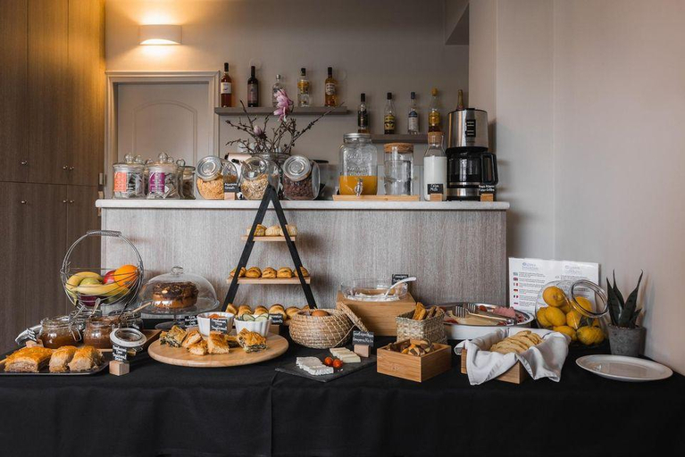 Food & Drinks 5, Nantin, Epirus