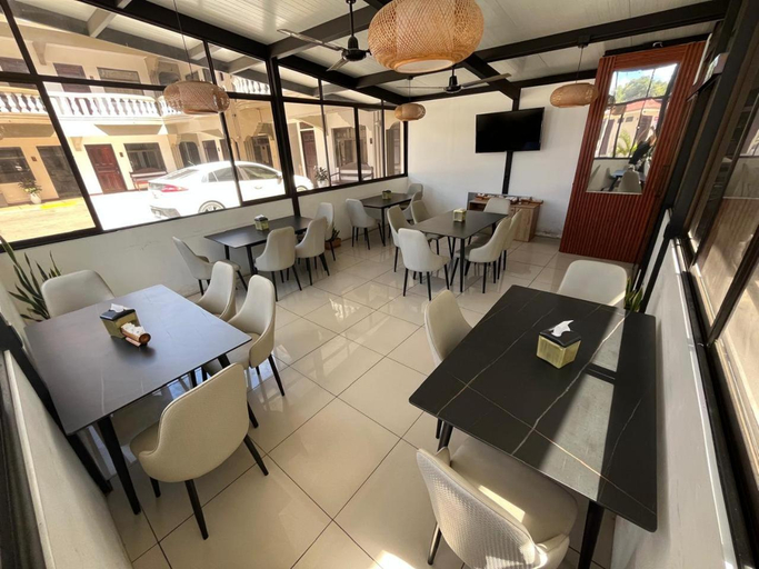 Food & Drinks 5, Hotel Wilson Anexo, Liberia
