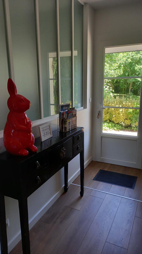 Others 2, Rabbit House - La Chambre d'hotes, Dordogne
