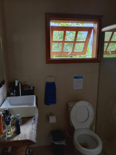Bathroom 3, Chales rota da pedra, São Bento do Sapucaí