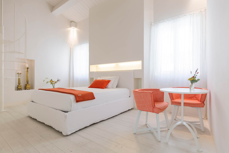 Room 3, Villa Le Contrade - Historic Village Retreat, Rimini