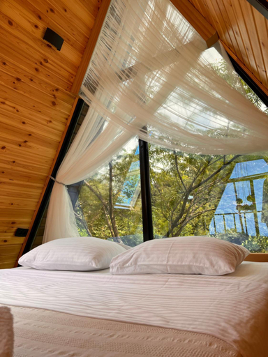 Bedroom, Darchi • დარჩი, Batumi