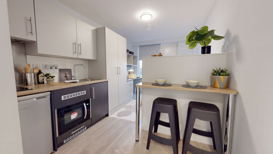 Private kitchen 5, Student Only iQ City, London