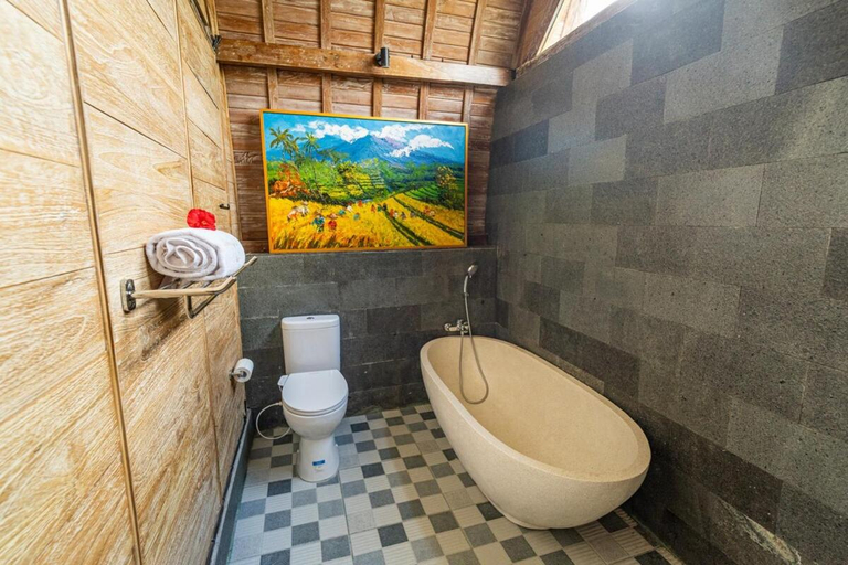 Bathroom 3, Lumbung Sari Wooden Private Villa with Greenery View, Gianyar