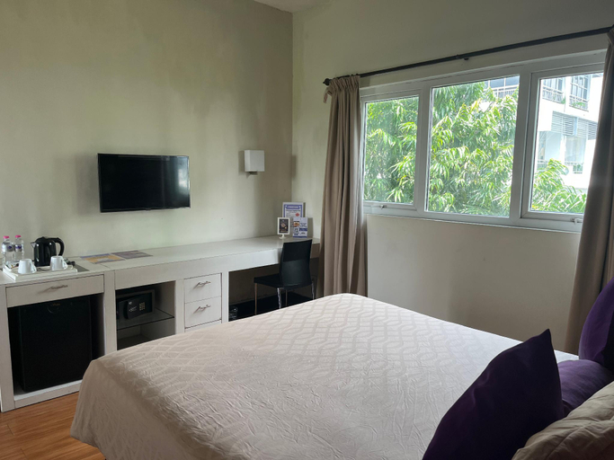 bedroom 11