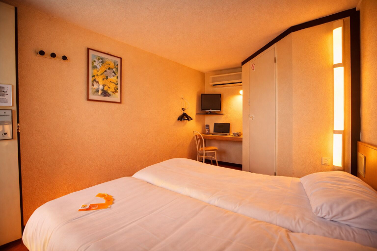 Bedroom 5, Premiere Classe Clermont Ferrand Nord, Puy-de-Dôme