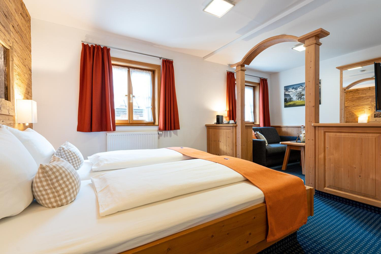 Bedroom 3, Oberstdorfer Einkehr - Mitten im Zentrum, Oberallgäu