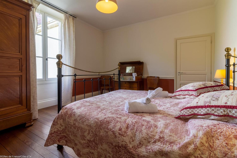 Bedroom 2, L'oree du lac - Formule Chambres, Côte-d'Or