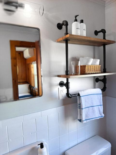 Bathroom 3, Cape Cod Motor Inn, Barnstable