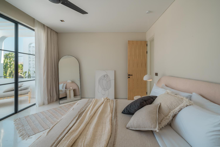 Bedroom 2, Sanctum House - Exquisite 3BR Tropical Villa in Perfect Location, Badung