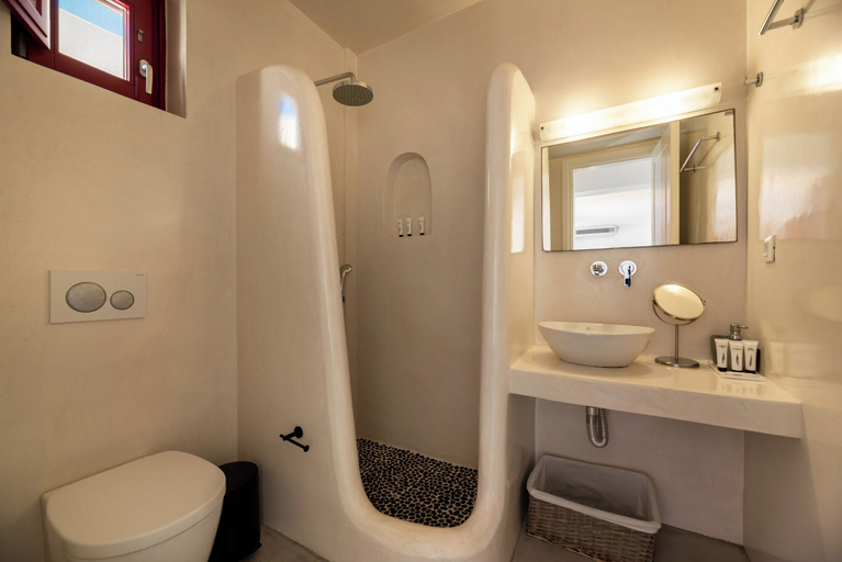 Bathroom, Earth Line Apartement, South Aegean