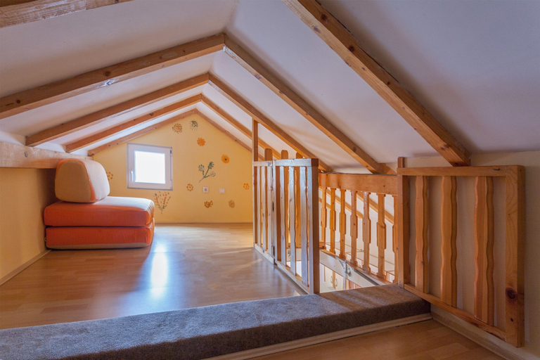 Room 5, Heritage House Apola, Bibinje