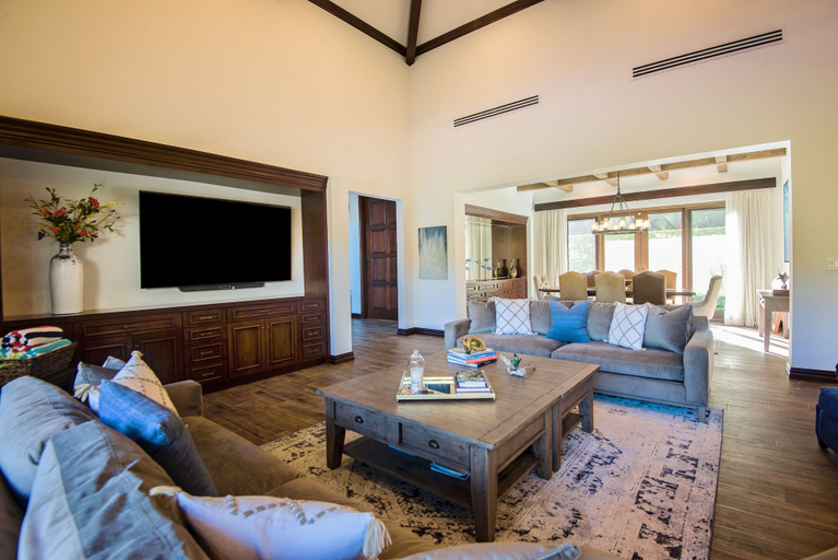 Interior 2, Casa Aurora 5 bdr Private Pool in Los Sueños, Garabito