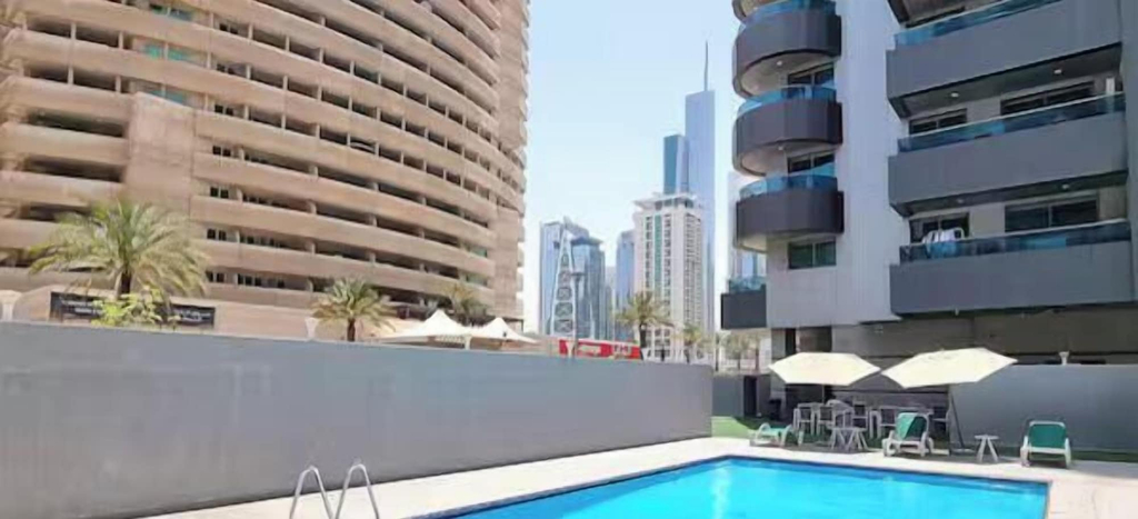 Pool 3, 35 OFF in Top View Studio in Marina, Dubai