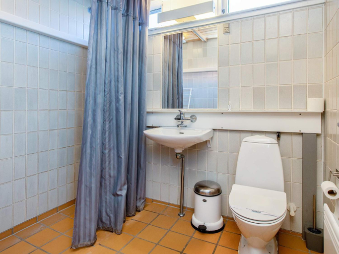 Bathroom 5, 6 person feriepark hus i Væggerløse, Guldborgsund
