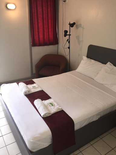 Bedroom 2, Capricornia Motel, Fannie Bay