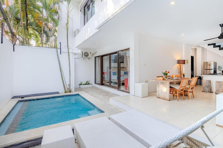 Sport & Beauty 4, 2BR Villa Central Seminyak,50 m walk to the beach, Badung
