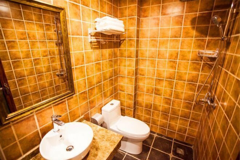 Bathroom 4, Mason Hotel, Chongqing