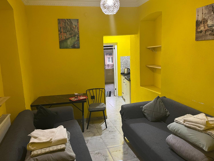 Others 4, TAKSİM ACADEMİE HOUSE, Beyoğlu
