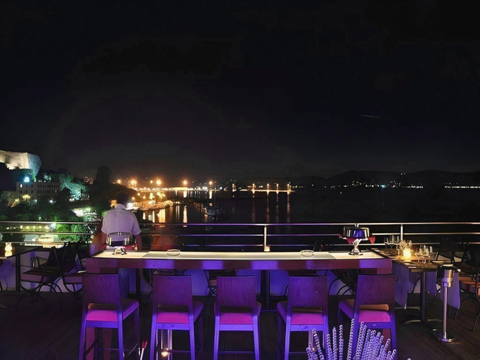Food & Drinks 4, City Marina, Ionian Islands
