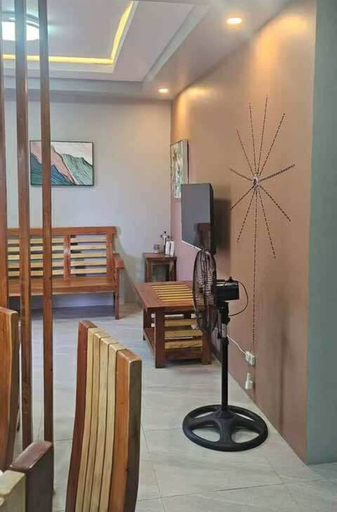 Living area, MEEK'S VILLAS TRANSIENT HOUSE, Baguio City