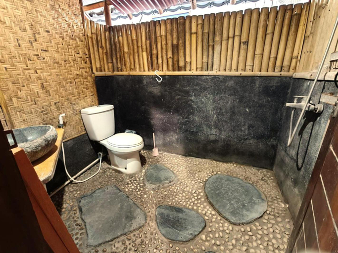 Bathroom 4, Lima Bintang, Lombok
