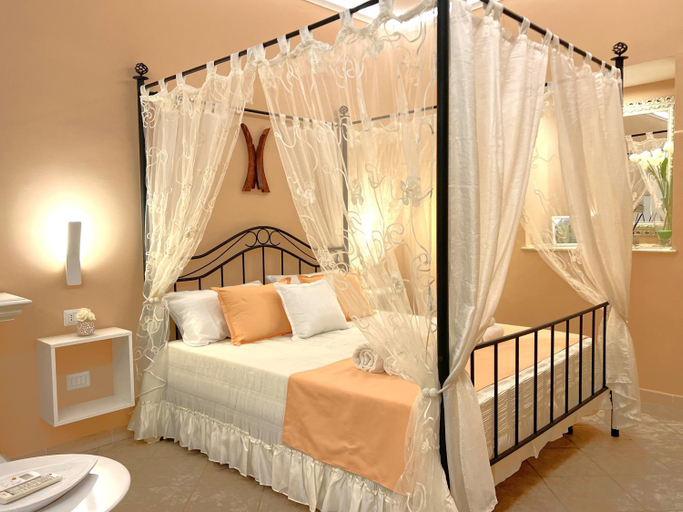 Bedroom 3, Masusà, Salerno