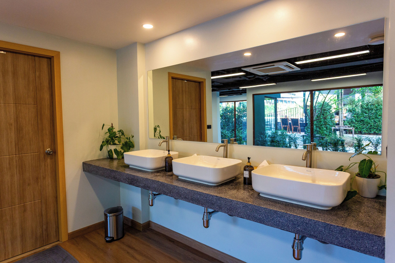 Bathroom 5, Prime Location 1BR New Condo C269, Ko Samui