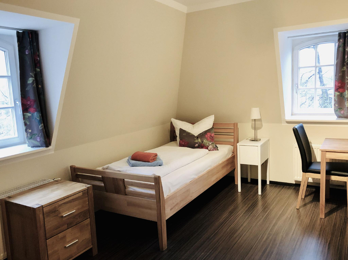 Bedroom 2, Hofgartnerhaus, Dresden