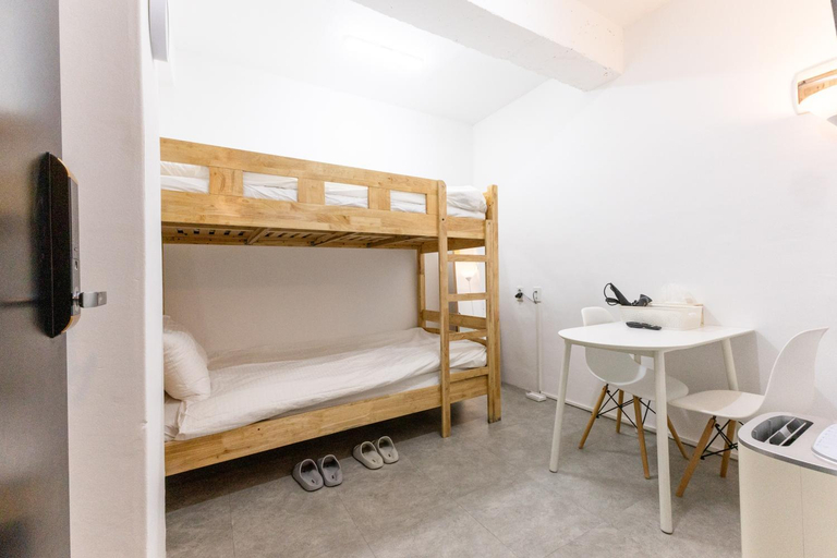 Bedroom 3, JK House, Seodaemun