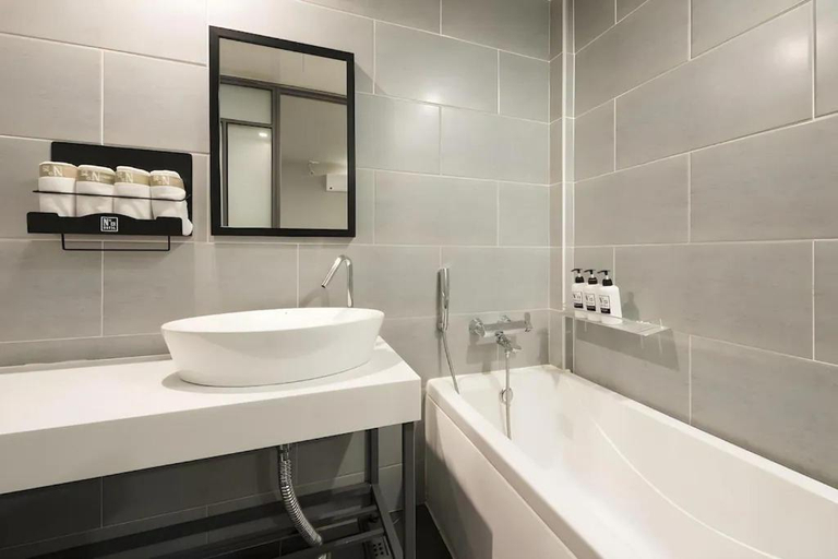 Others 2, No 25 Hotel Gwangalli, Suyeong