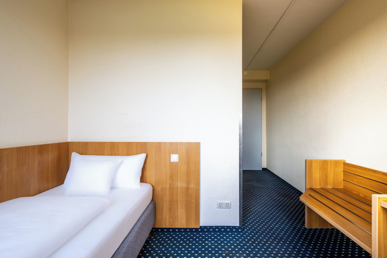 Bedroom 5, Raststättenhotel Tecklenburger Land, Steinfurt