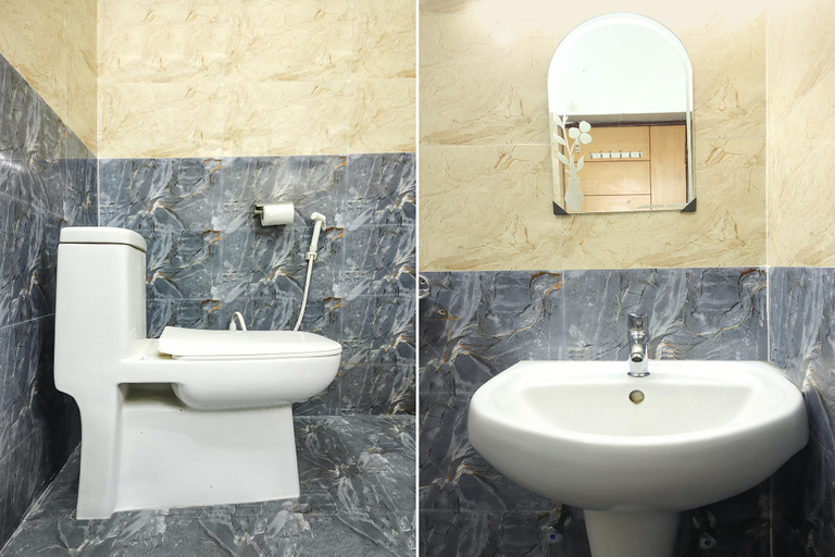 Bathroom 5, Hotel Rudra, Dehradun