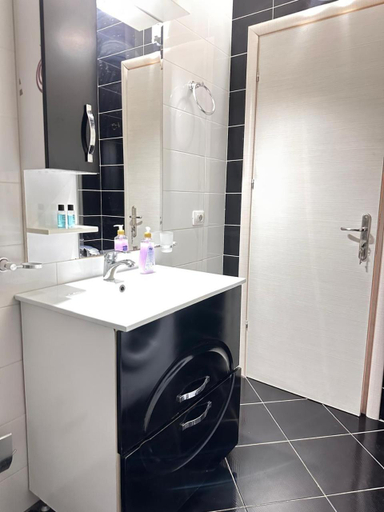 Bathroom 2, Franci Apartments 2, Sarandës