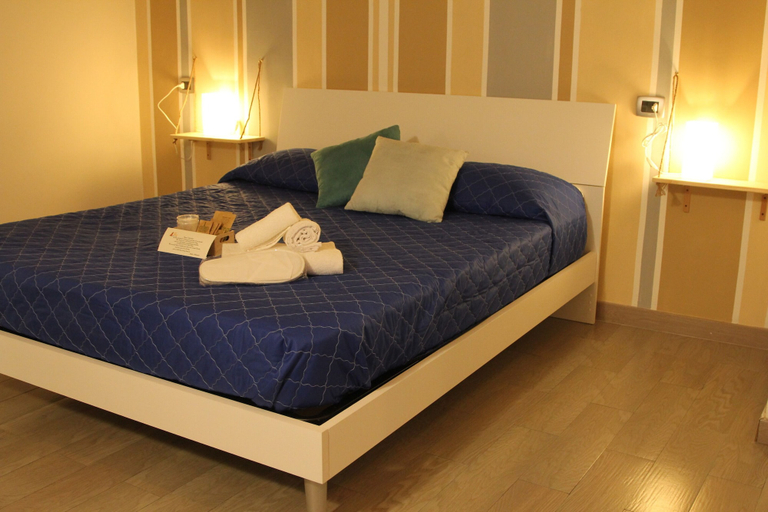 Bedroom 4, Sesta Strada, Rome