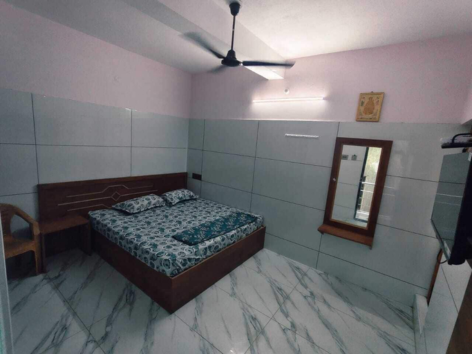 Room 3, NNP Holidays Stays, Nagappattinam