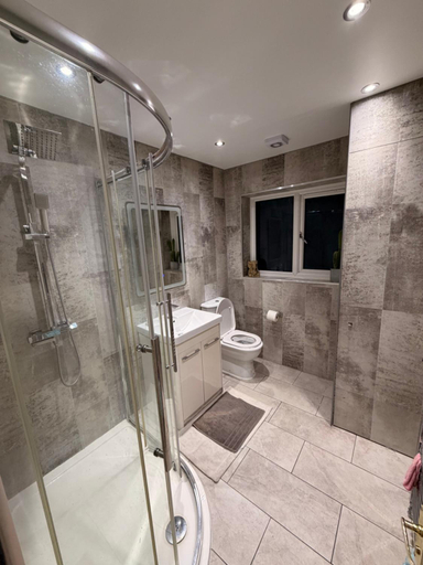 Bathroom 4, Adam Guest House, Leicester