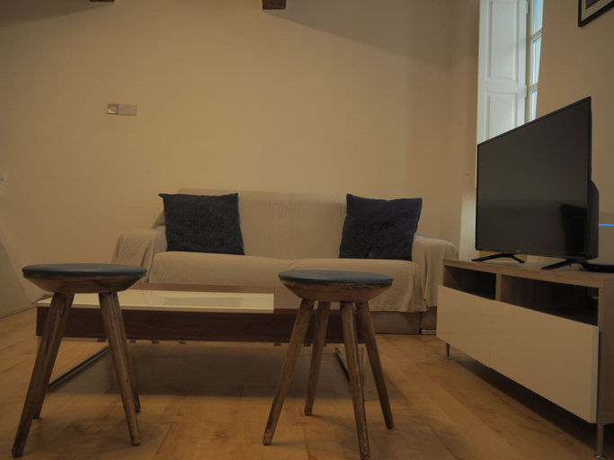 Living area 5, Traditional Maltese 1BR Home - Valletta