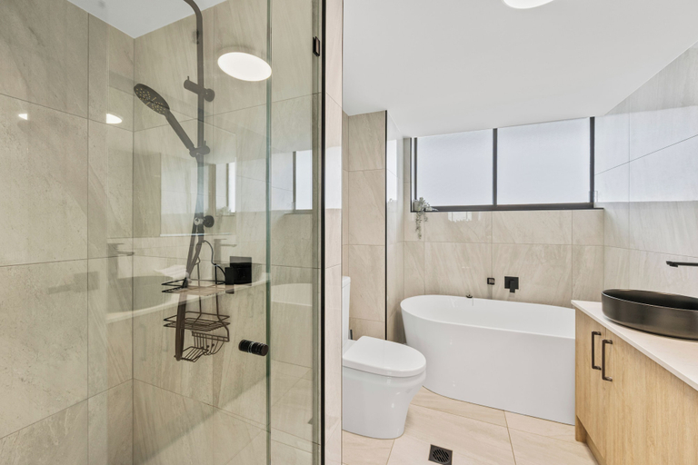 Bathroom 3, Lvl 30 - 2BRM Ocean Outlook Retreat, Gold Coast