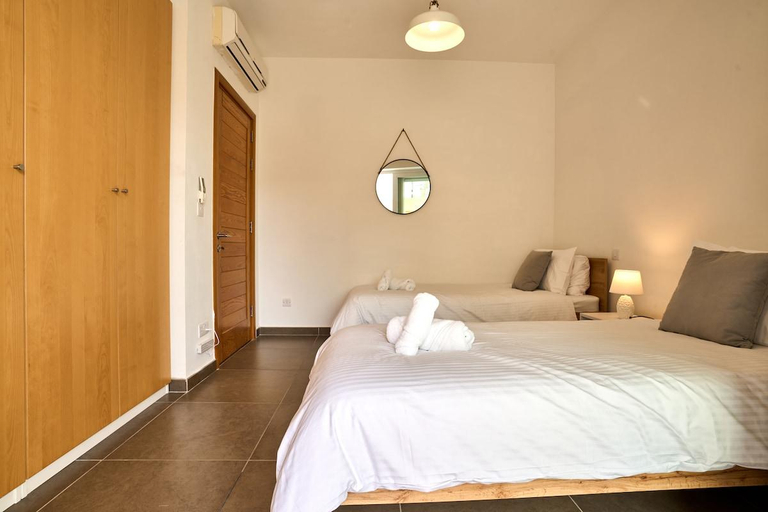 Bedroom 3, FortCambridge 2BR, Pool, Terrace