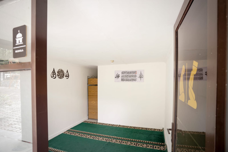 Others 4, Rumah Elok Bajuri, Bandung