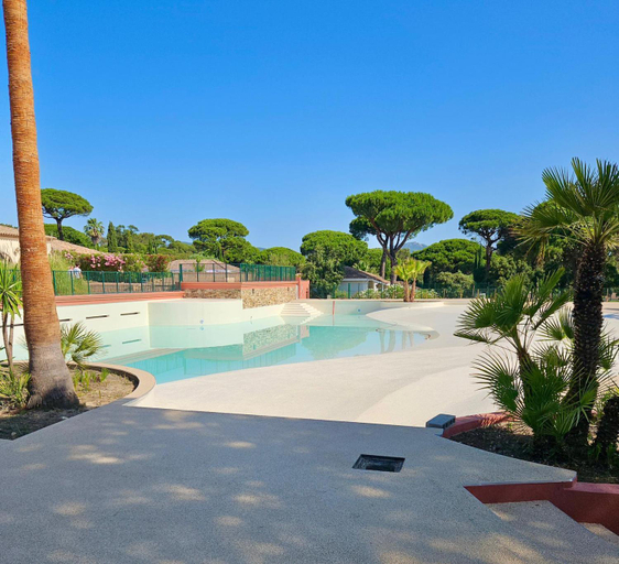 Sport & Beauty 3, GASMIM41 - Golfe de St-Tropez - Chalet 3 chambres climatise dans domaine prive, Var