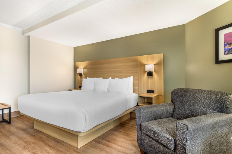 Bedroom 4, Best Western Plus Ottawa City Centre, Ottawa