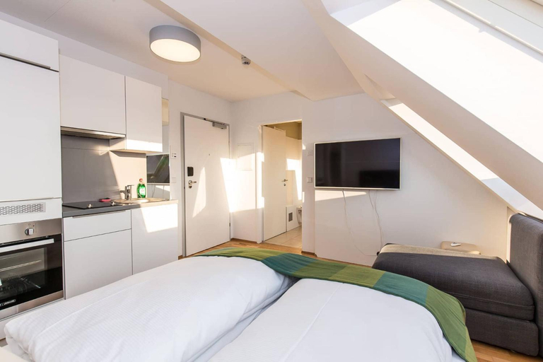 Bedroom 4, Smart Nano Living – Wien Hauptbahnhof - self check-in, Wien