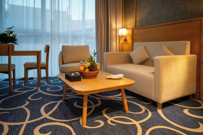 Living area 4, Reya Creek Hotel, Dubai