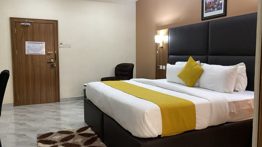 Room 3, Pearl Paradise Resort by 4E, Bonny