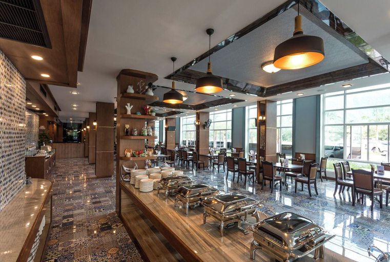 Food & Drinks 4, Le Erawan Hotel, Muang Phangnga