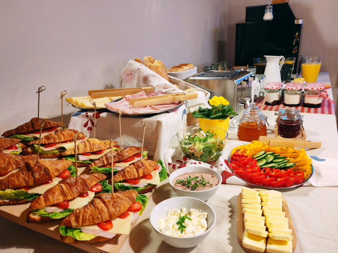Food & Drinks 5, Althansky penzion, Znojmo
